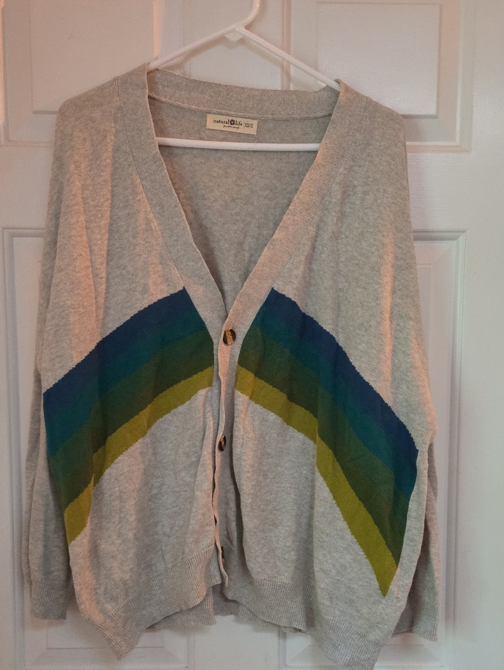 NATURAL LIFE Light Gray Cardigan with Blue and Green Chevron Stripes
